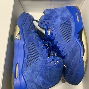 The Air Jordan 5 Retro "Blue Suede